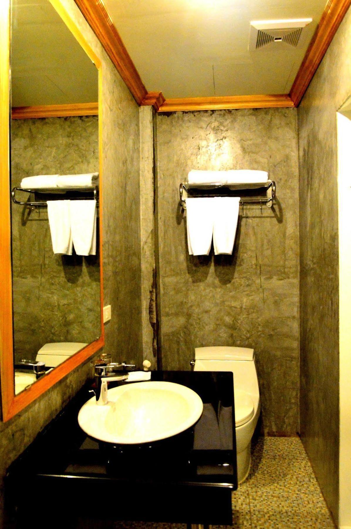 Chaphone Guesthouse Пхукет Екстер'єр фото